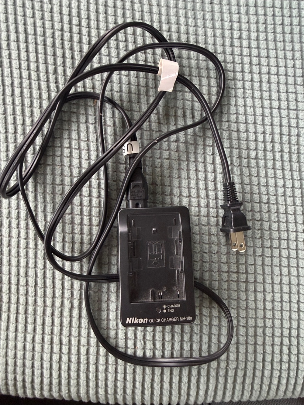 Nikon Quick Charger MH-18a with Power Cord